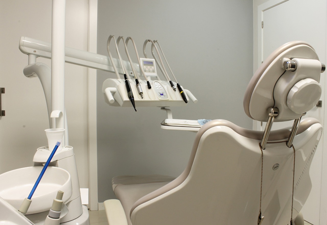 Czym zajmuje się endodoncja?